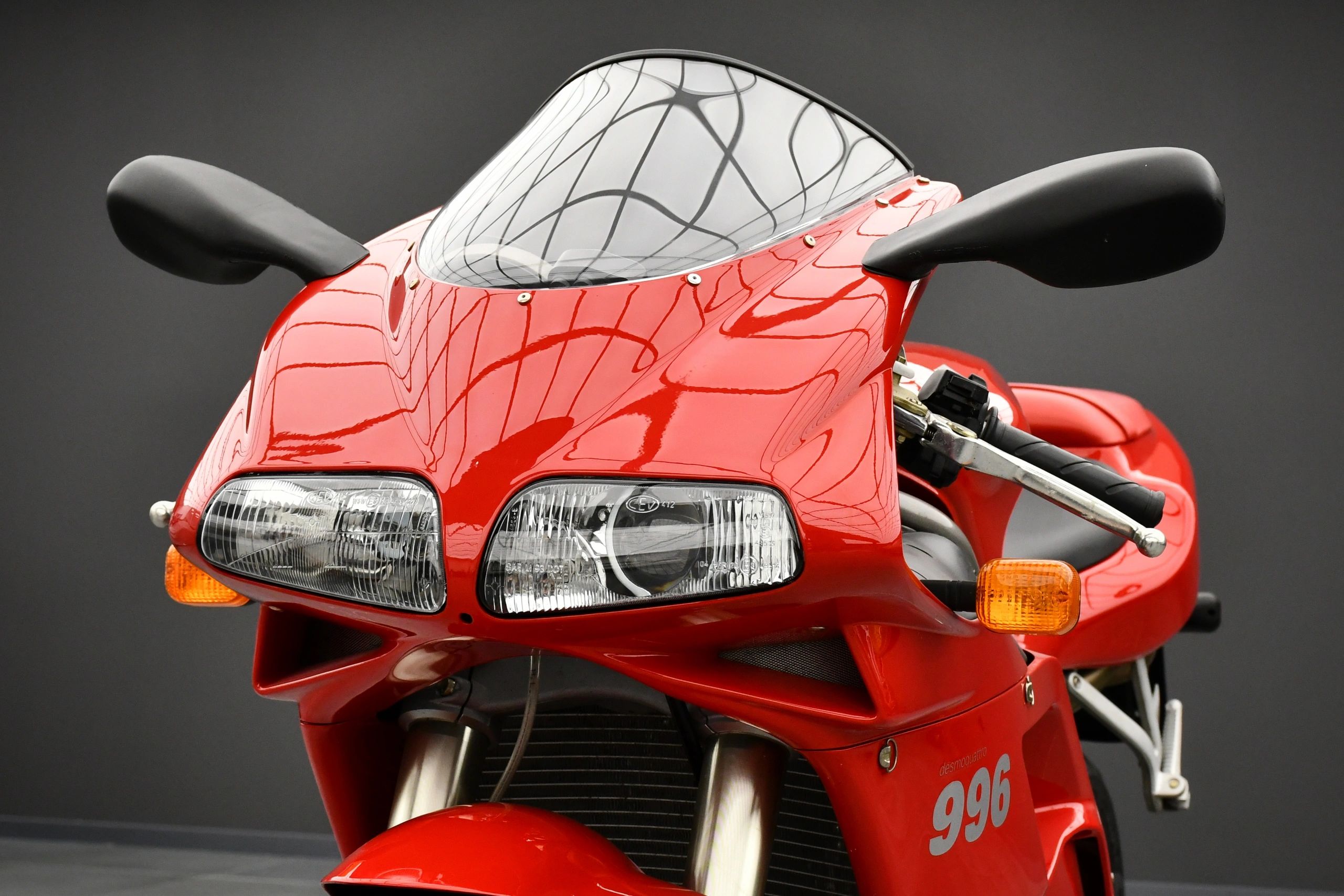 Ducati 996s detail