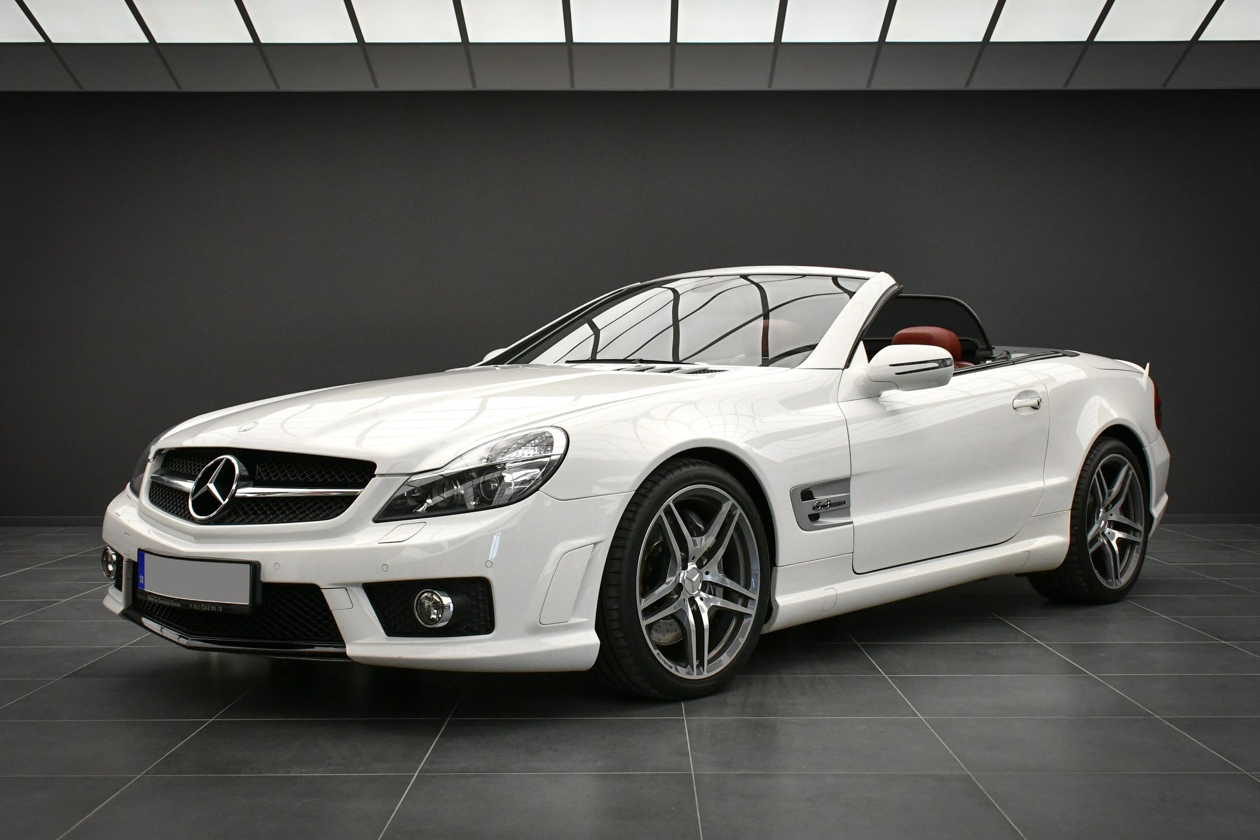Mercedes SL63 AMG