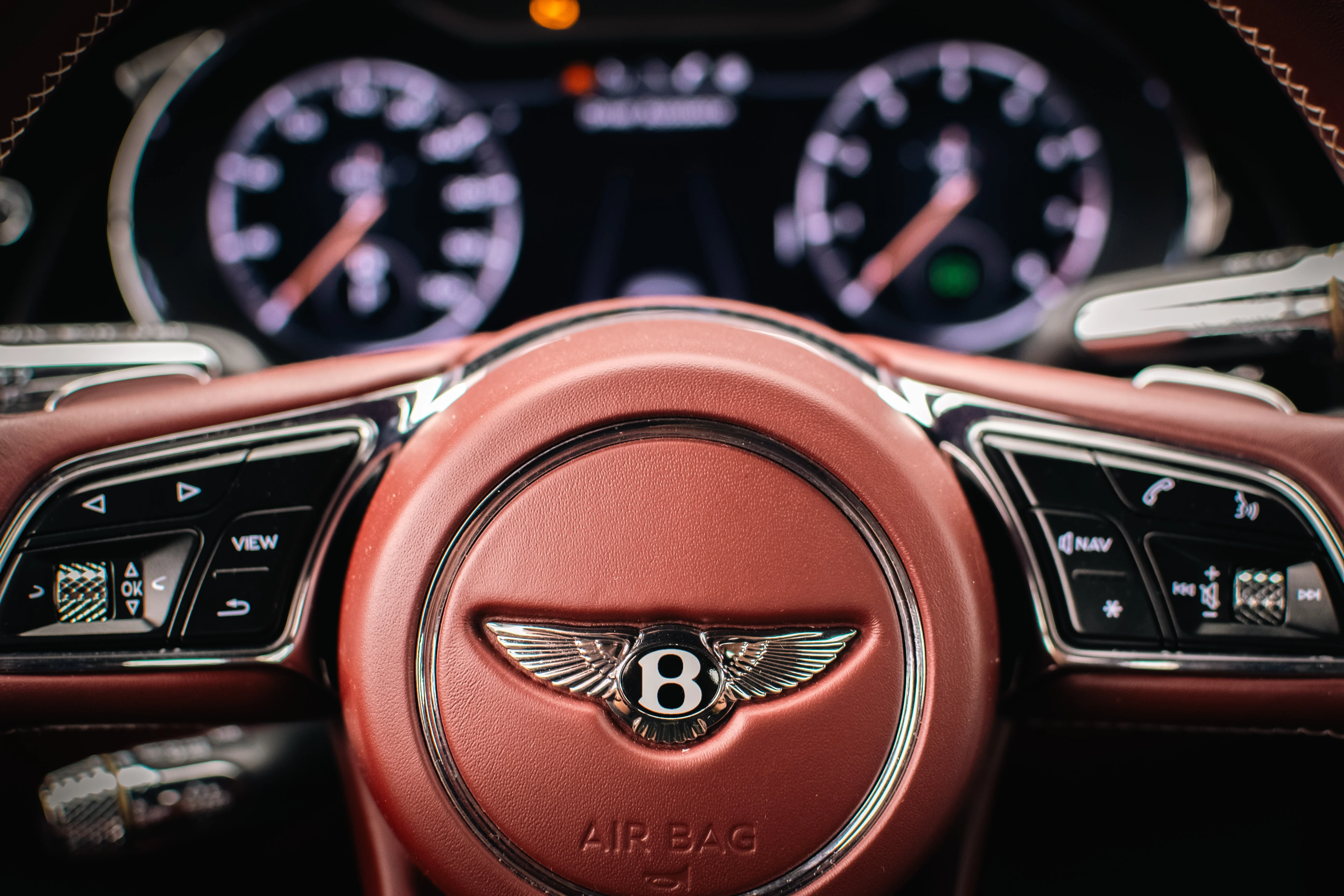 Bentley Continental GTC 2023 Gallery 11