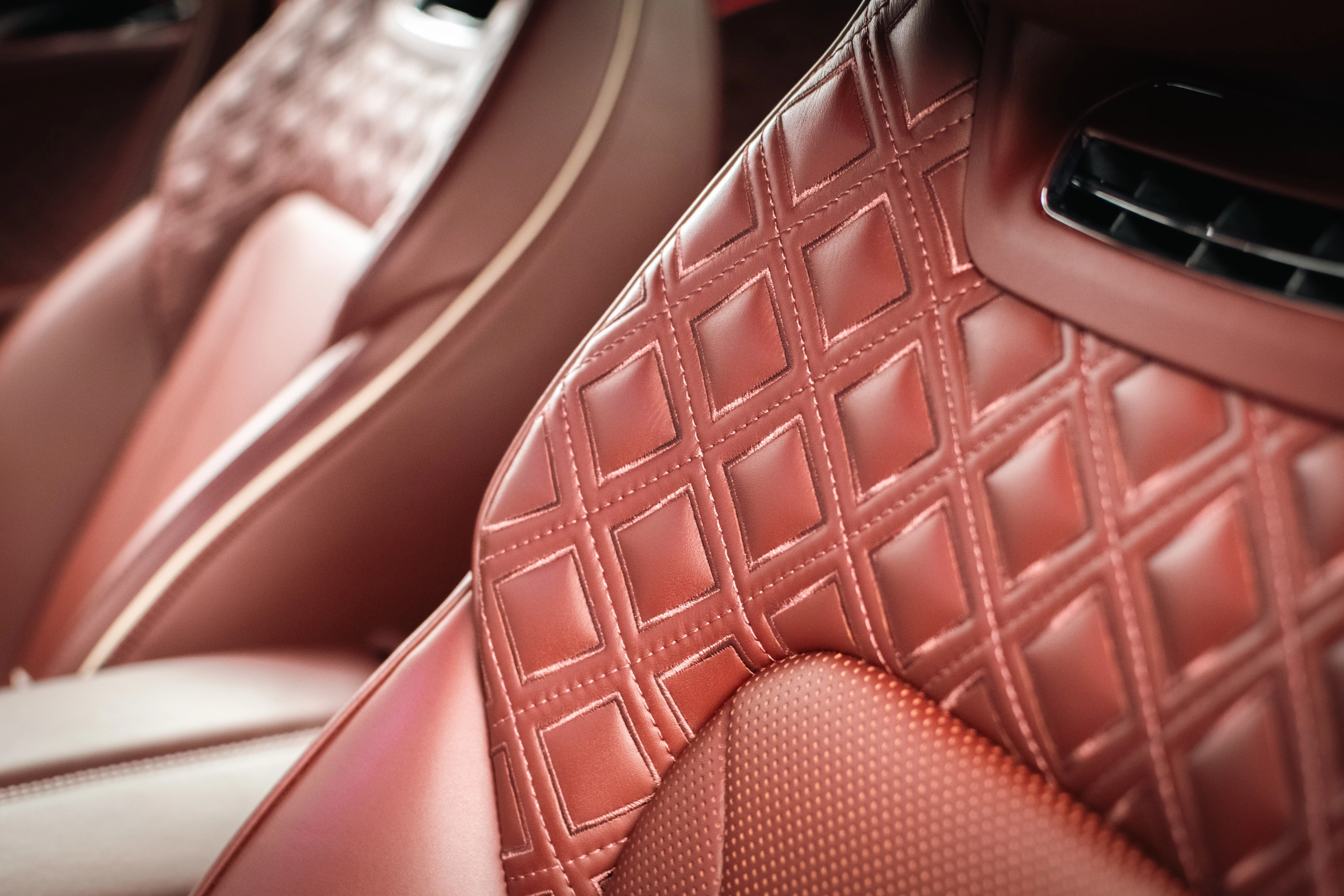 Bentley Continental GTC 2023 Gallery 15