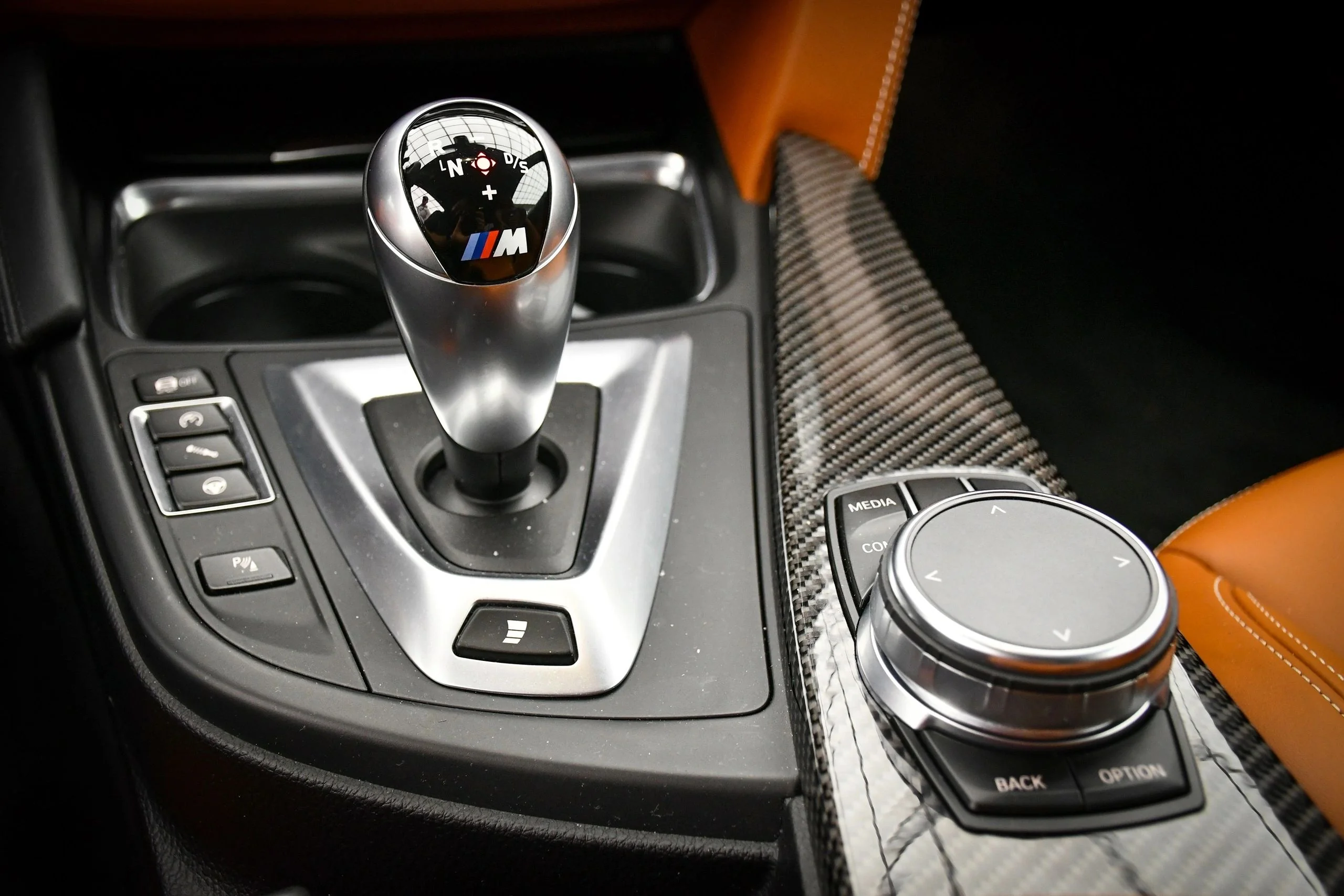 BMW M4 Competition 2018 Gallery 08