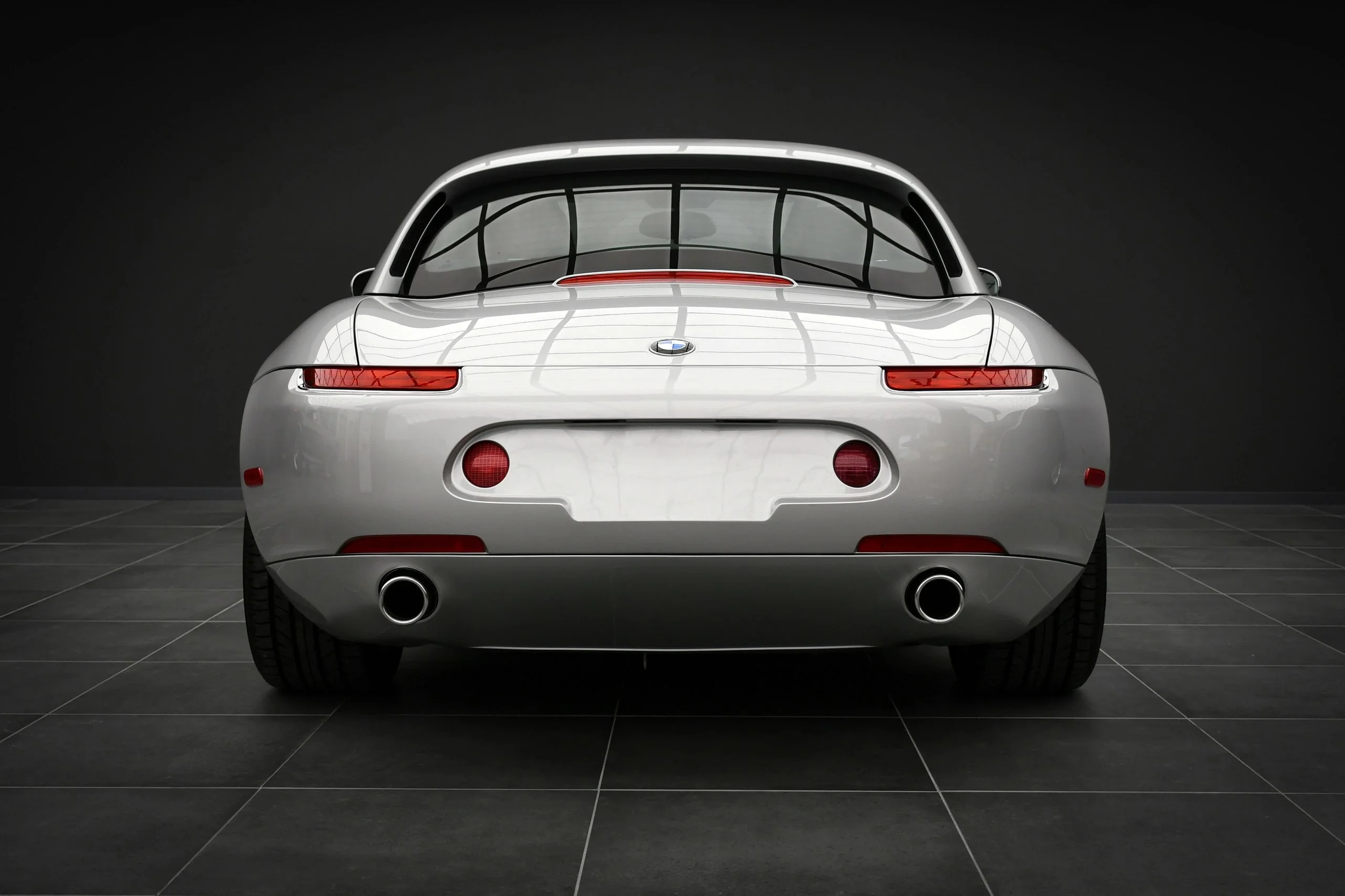 BMW Z8 2001 Gallery 01