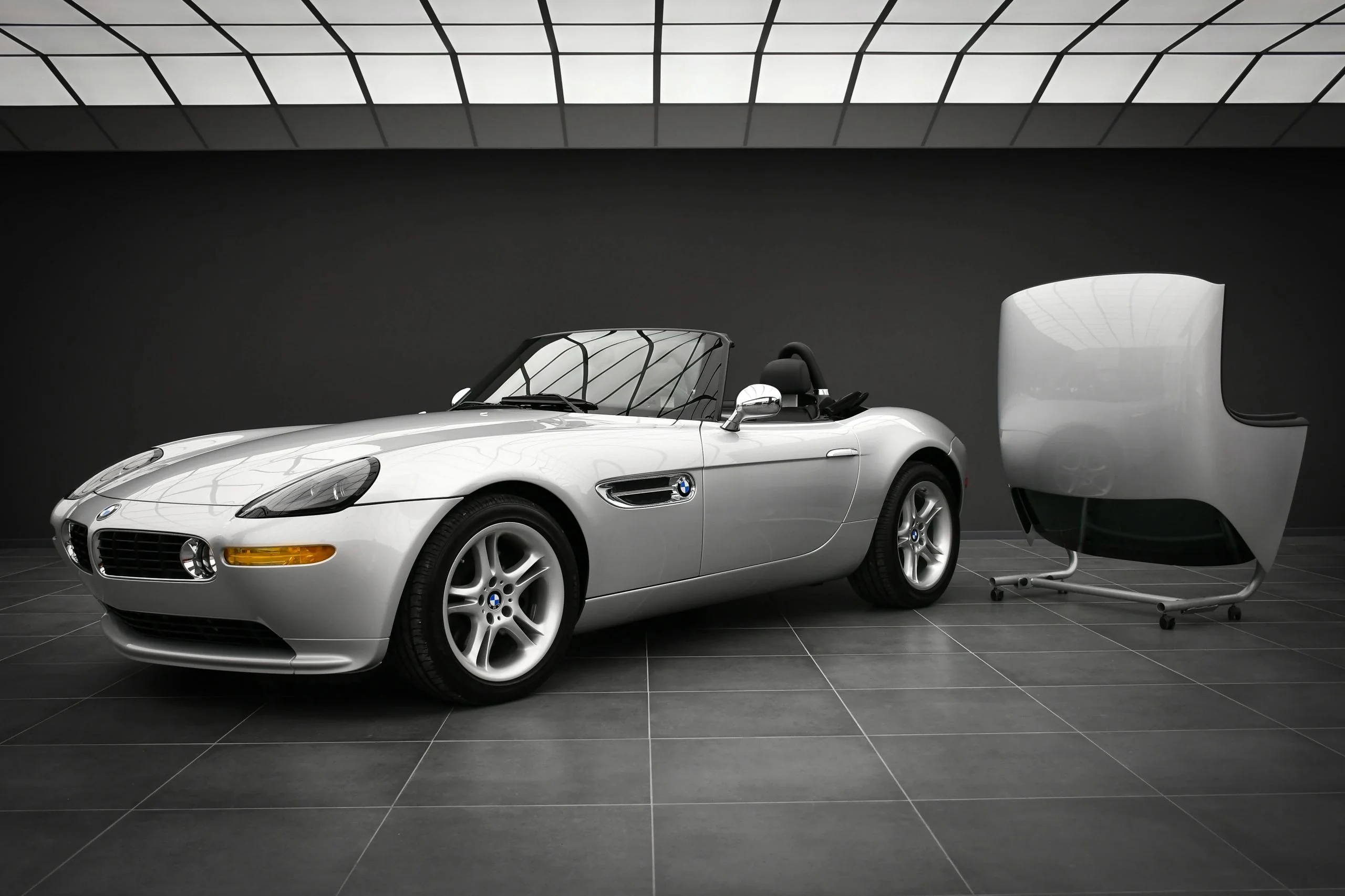 BMW Z8 2001 Gallery 02