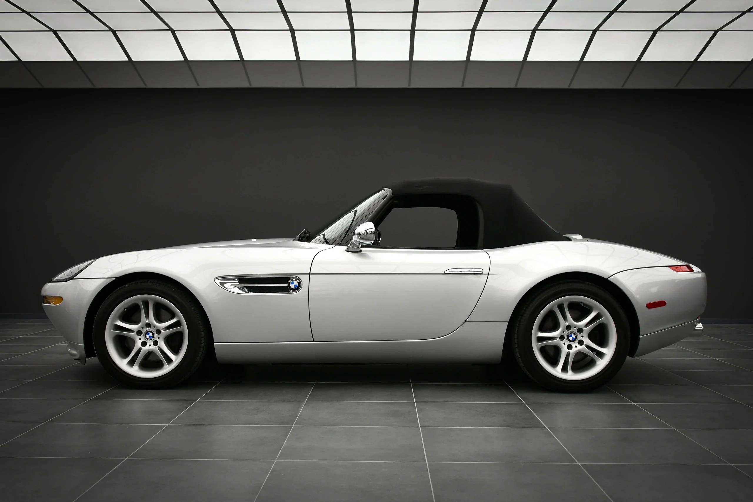 BMW Z8 2001 Gallery 03