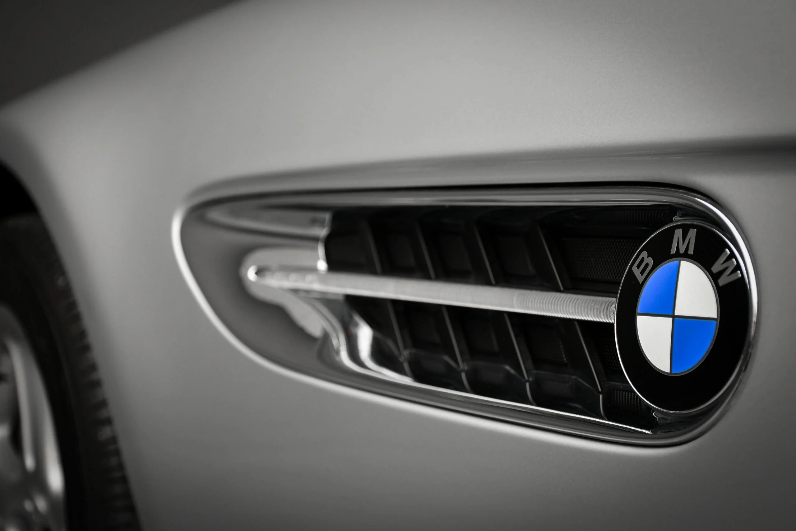 BMW Z8 2001 Gallery 09