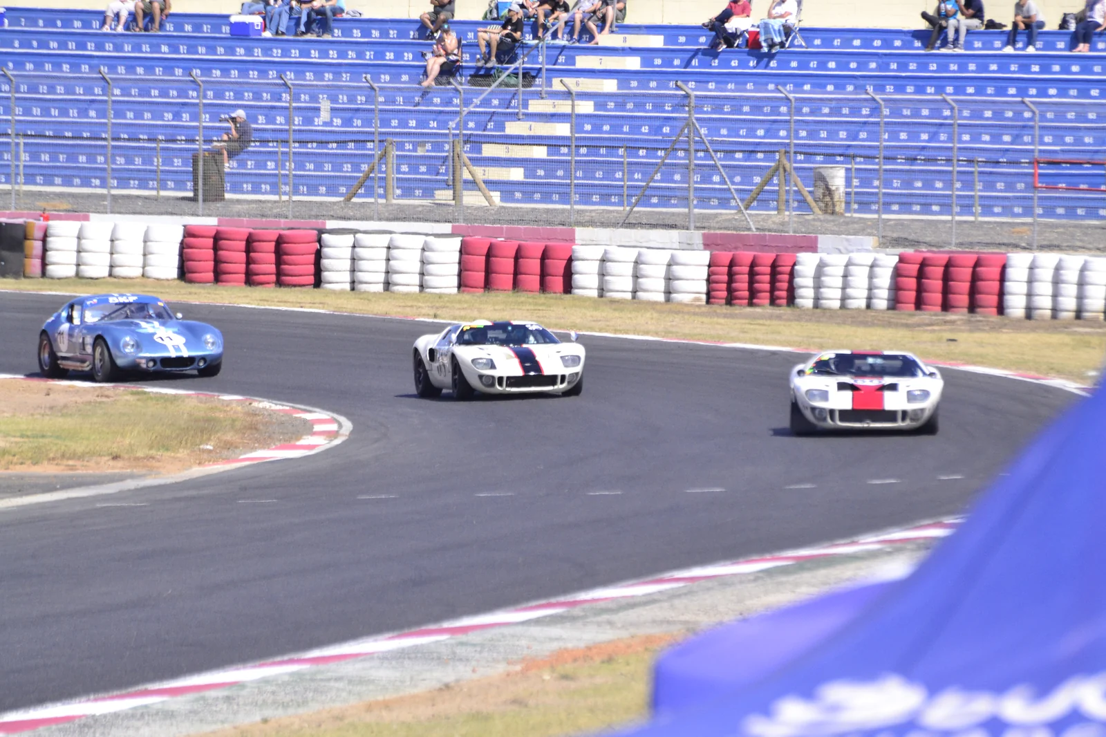 Ford GT40 at speed, classic racing, Killarney International Raceway