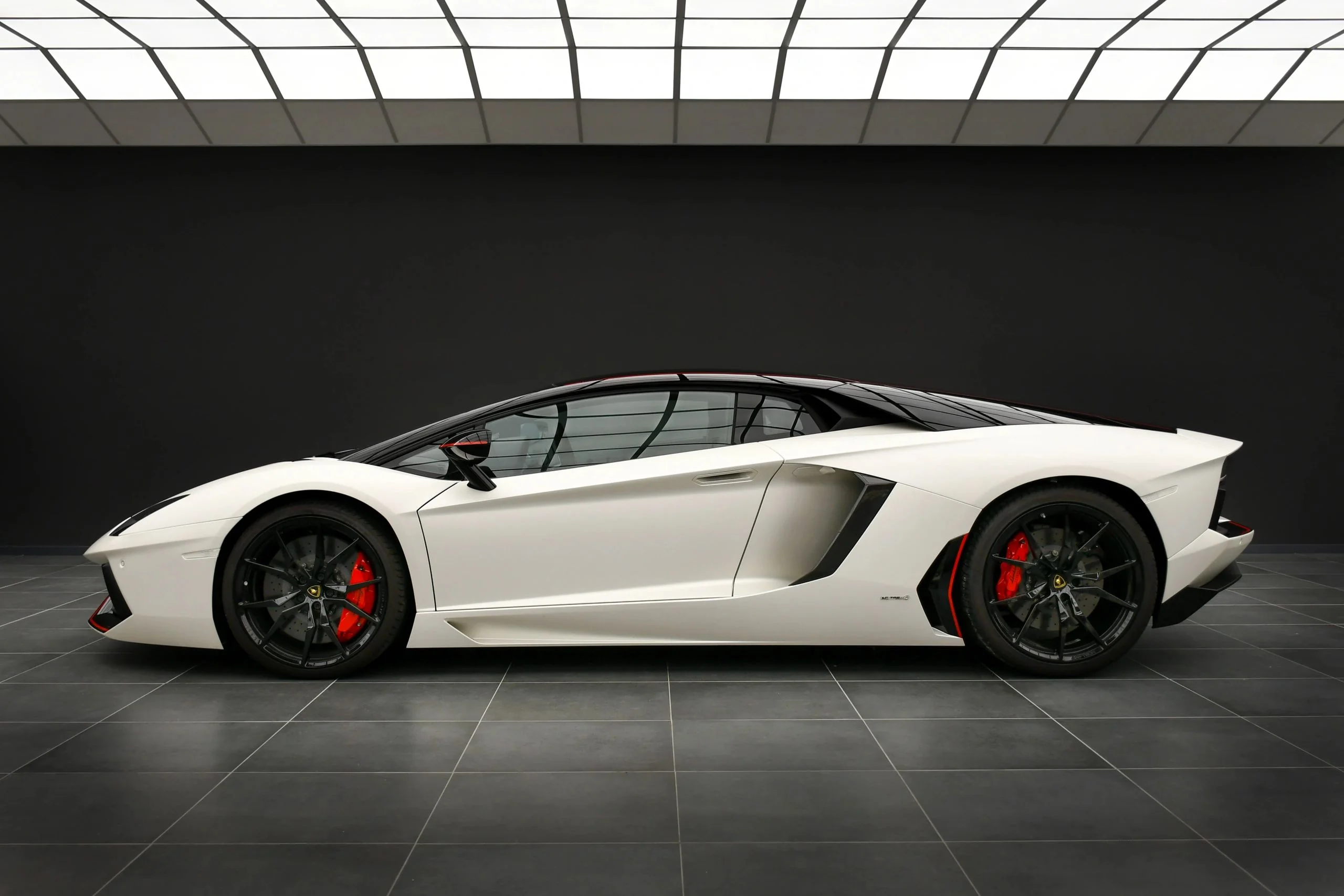 Lamborghini Aventador SVJ Gallery 02