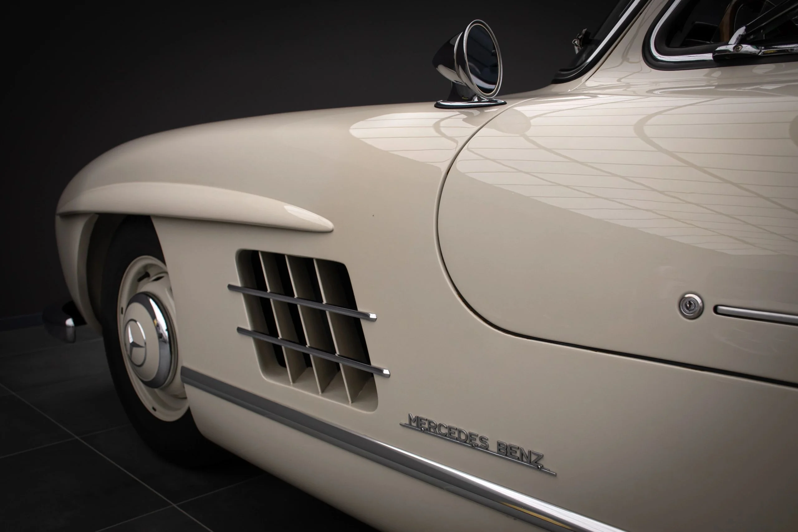 Mercedes Benz 300SL Gullwing Gallery 15