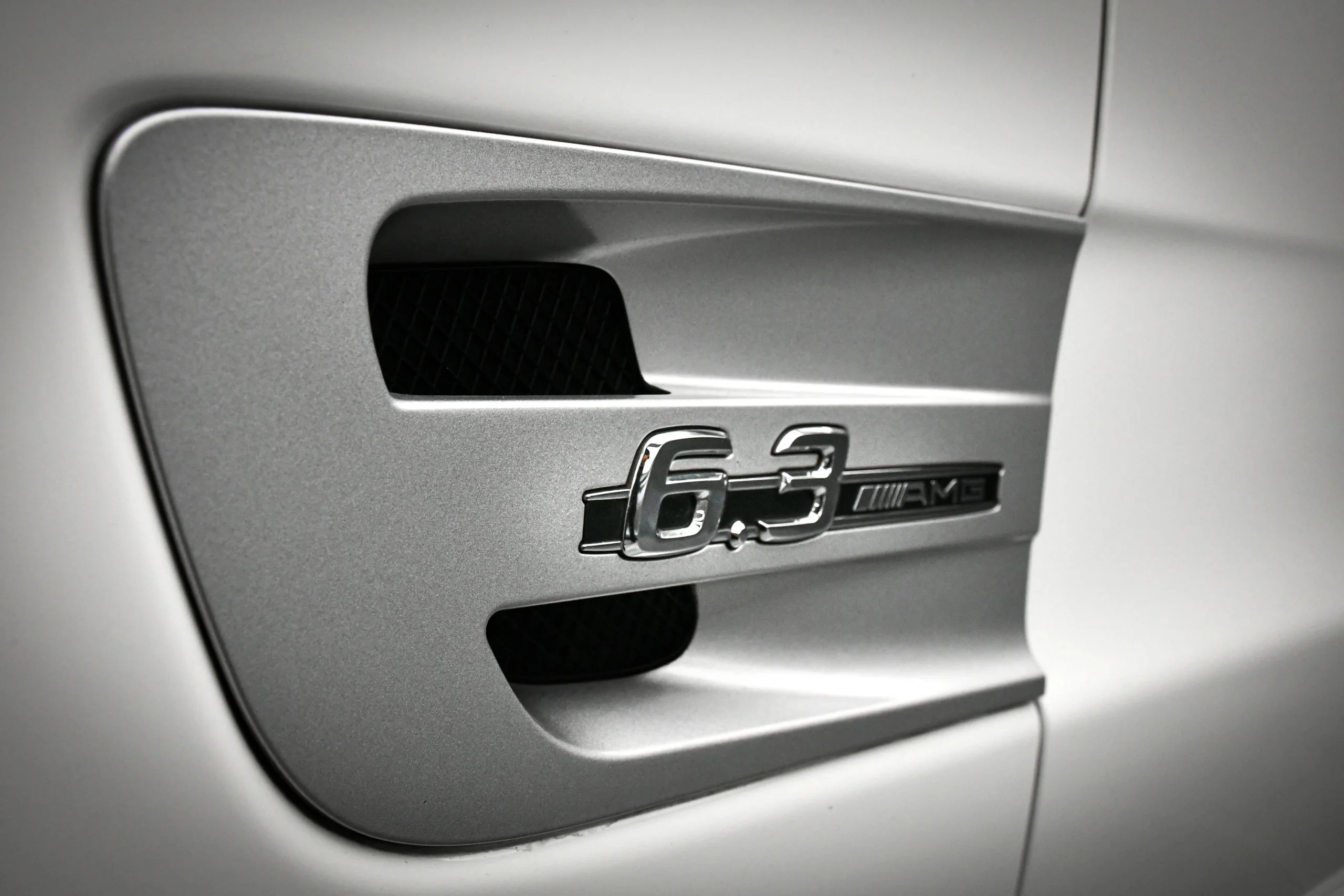 Mercedes AMG SL63 2008 Gallery 08