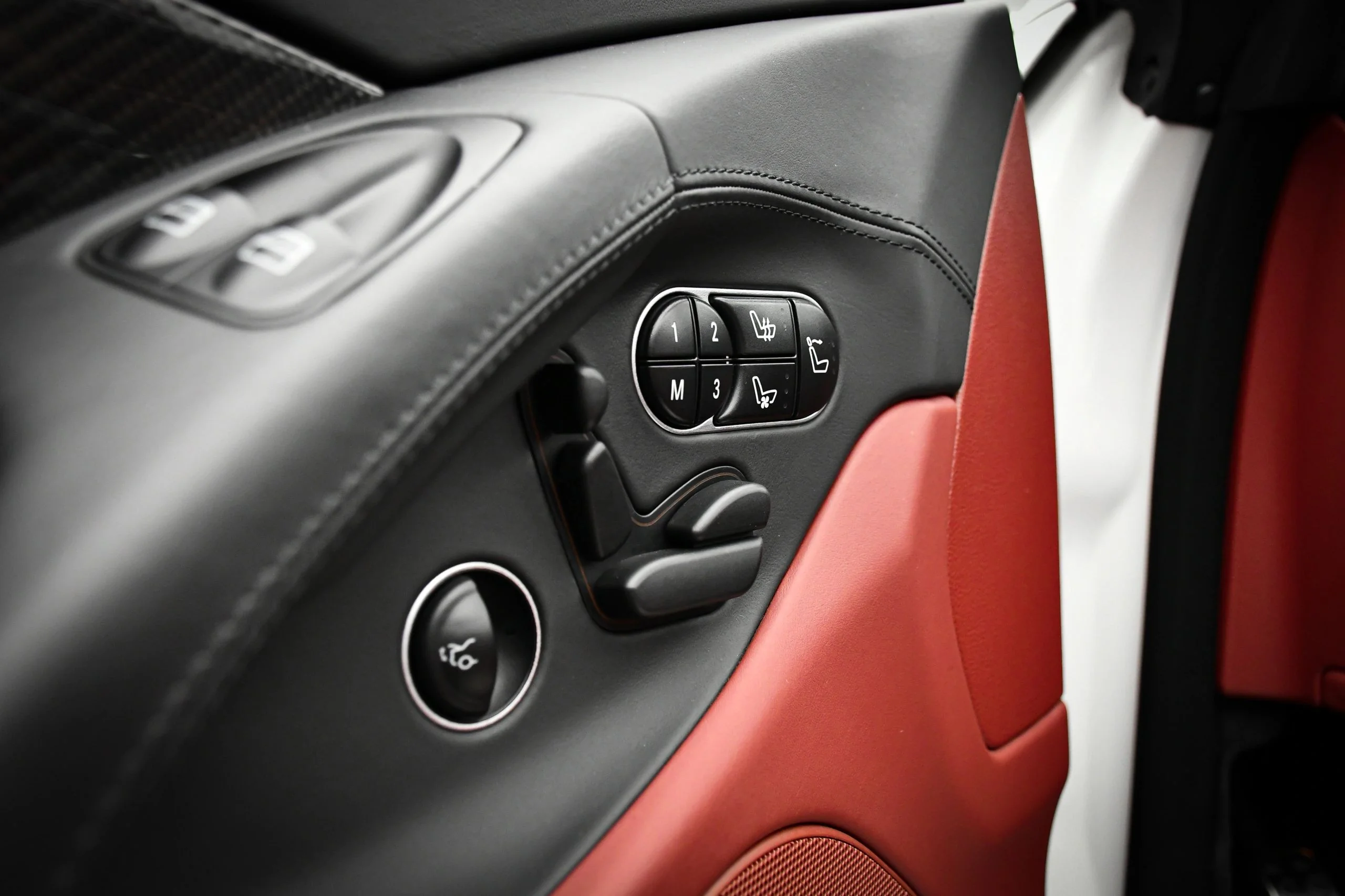 Mercedes AMG SL63 2008 Gallery 10