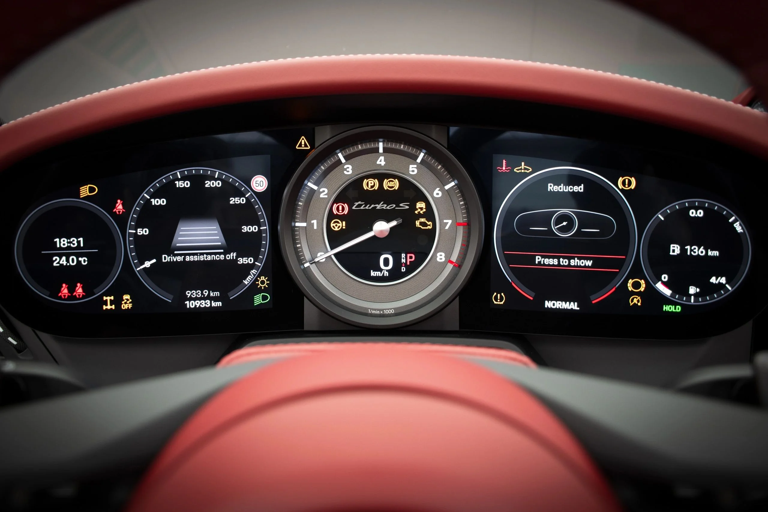 Porsche 911 Turbo S Gallery 12