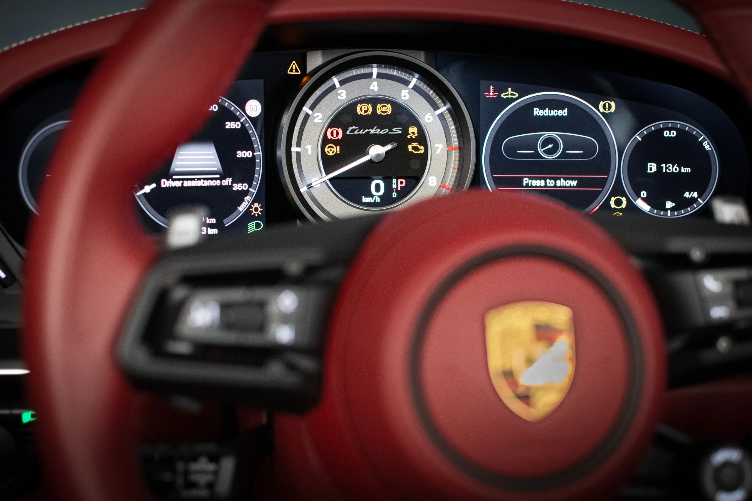 Porsche 911 Turbo S Gallery 16