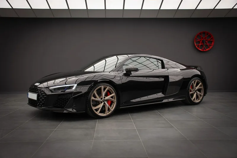 Audi R8 V10
