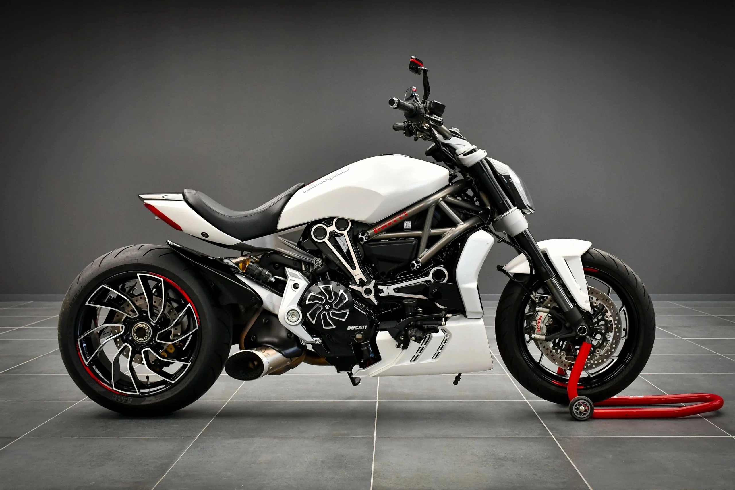 Ducati X Diavel S Gallery 02