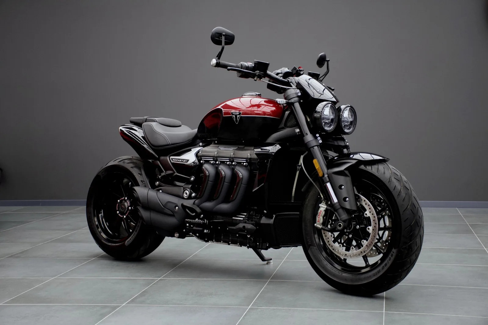 Triumph Rocket 3 R Storm Gallery 04