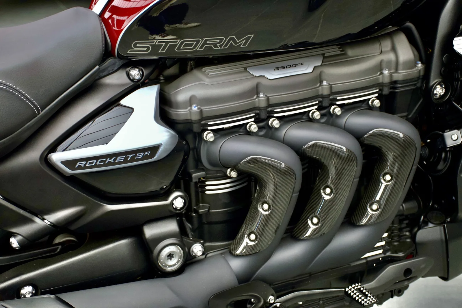 Triumph Rocket 3 R Storm Gallery 09