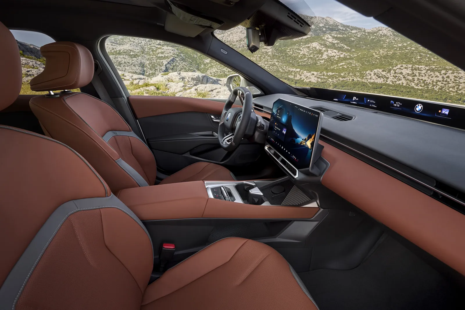 BMW i3 50 xDrive interior with brown leather seats and Panoramic iDrive