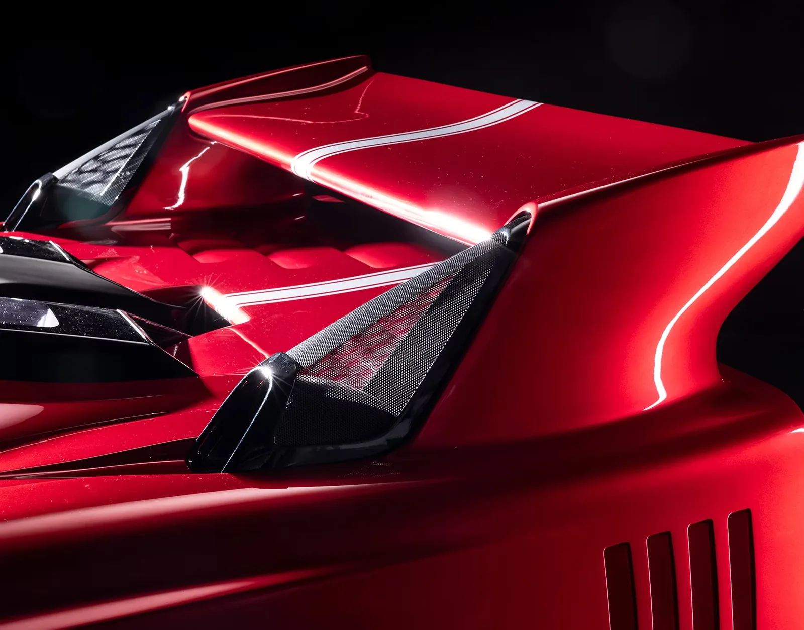 Kimera K-39 red carbon rear wing and engine cover detail