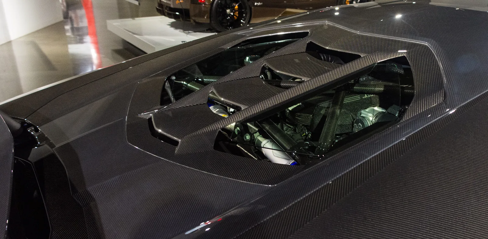 Lamborghini Centenario rear deck and engine cover over the 6.5-litre naturally aspirated L539 V12