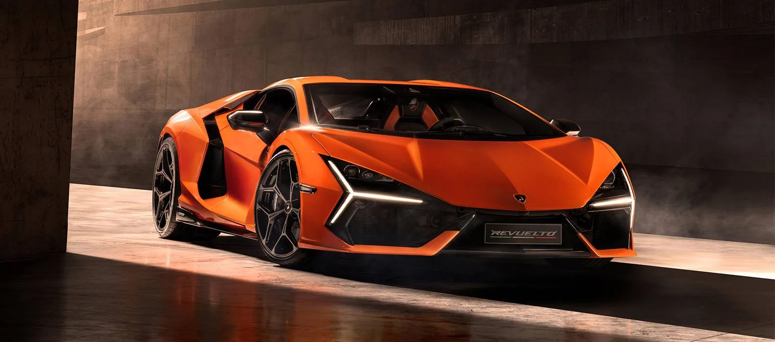 Lamborghini Revuelto — 1015 CV V12 naturally aspirated hybrid HPEV supercar