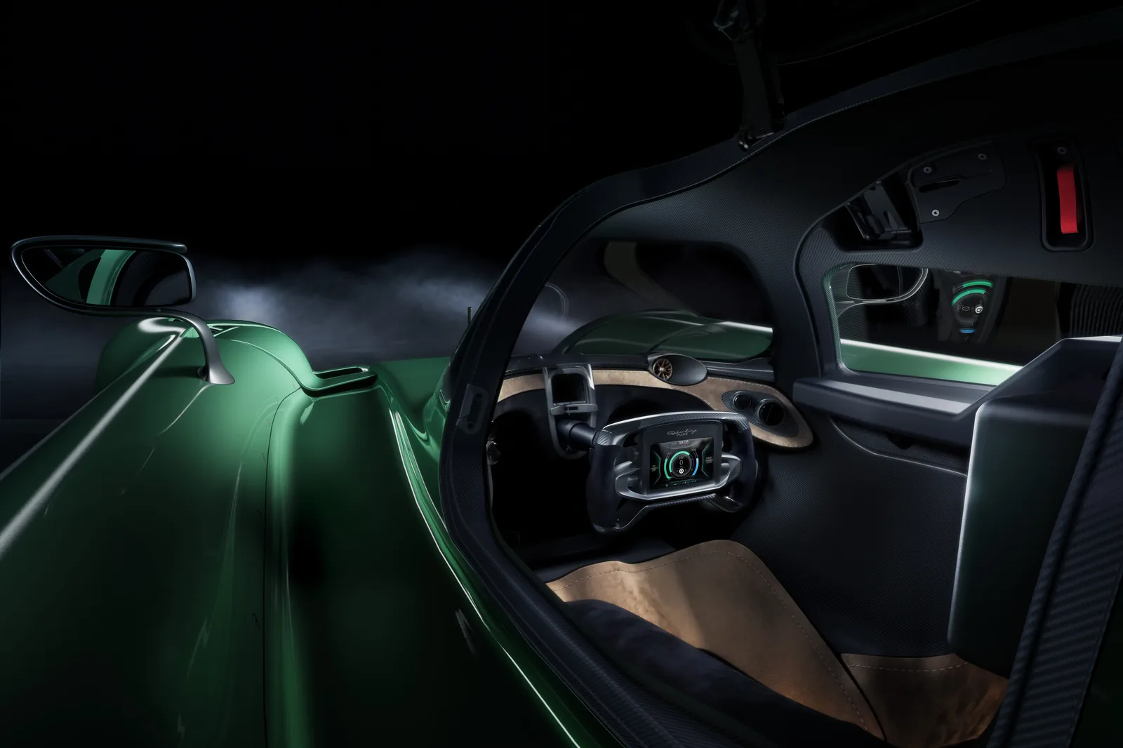 McMurtry Spéirling Pure F1-style steering wheel with digital display and fan-rev paddle