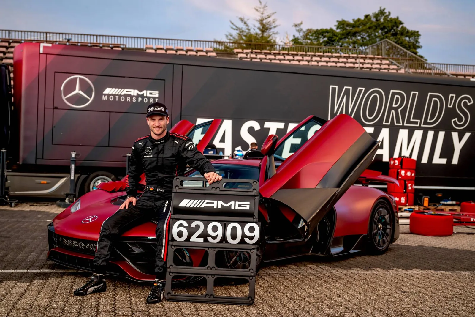 Maro Engel with the Mercedes-AMG ONE and a 6:29.09 lap-time plate after the Nürburgring record run