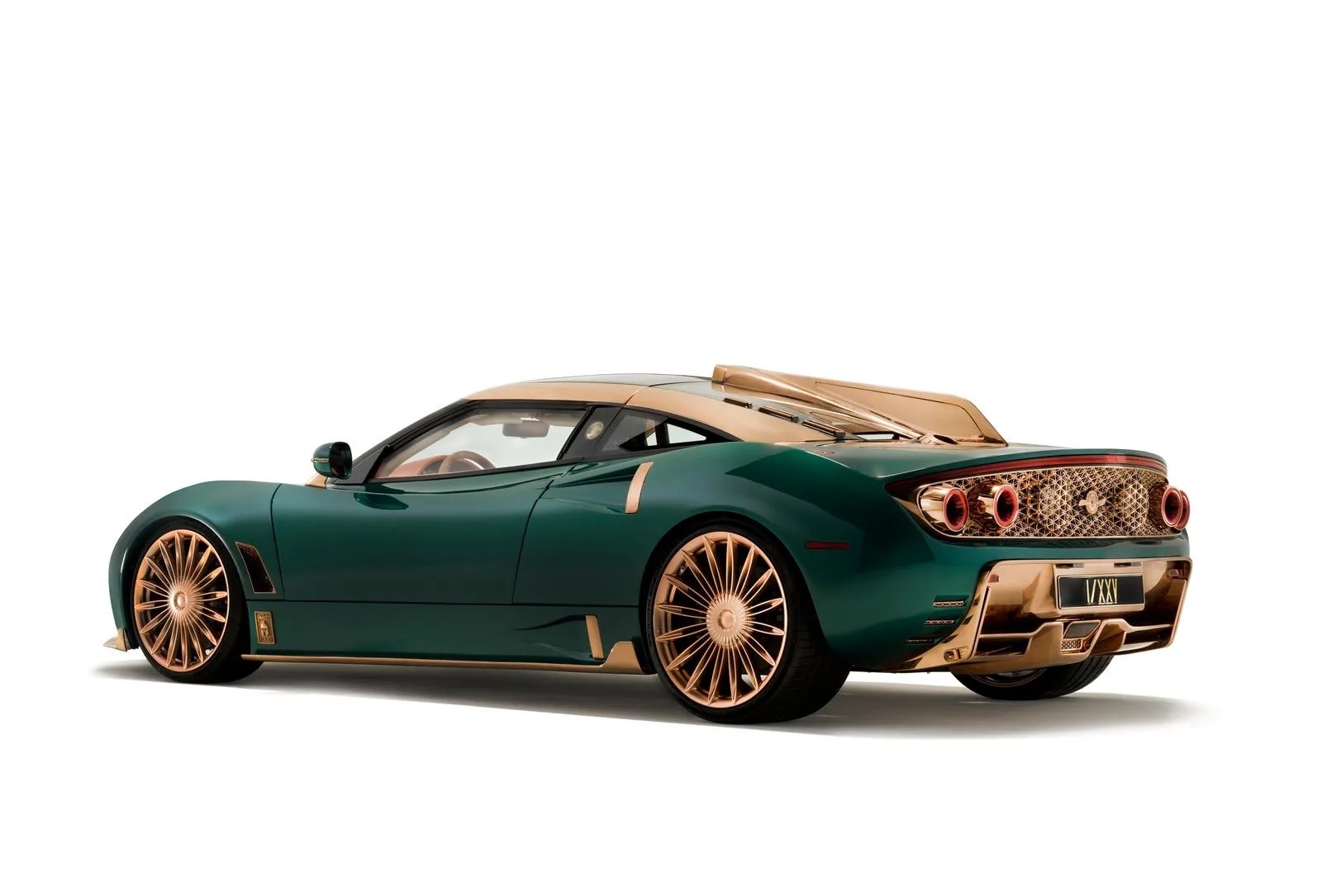 Spyker C8 Preliator XXV rear three-quarter studio shot with fighter-jet taillights and I/XXV plate