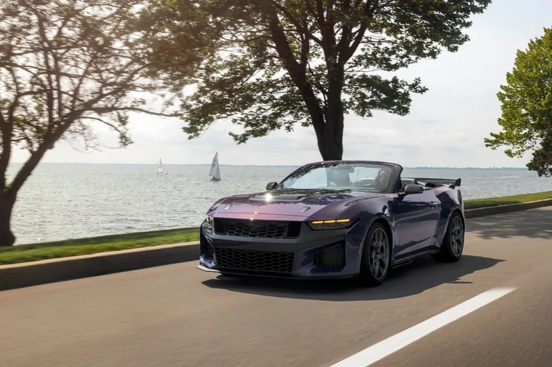 2027 Ford Mustang Dark Horse SC Convertible debuts at Woodward Dream Cruise 2026, 795 hp supercharged Predator V8, Tremec 7-speed DCT, Precision Purple paint